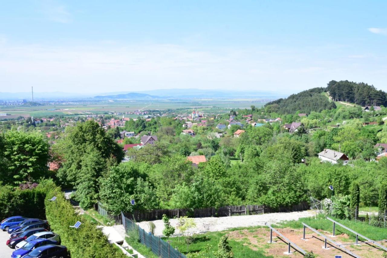 Bellavista Brasov Hotel Sacele Ngoại thất bức ảnh