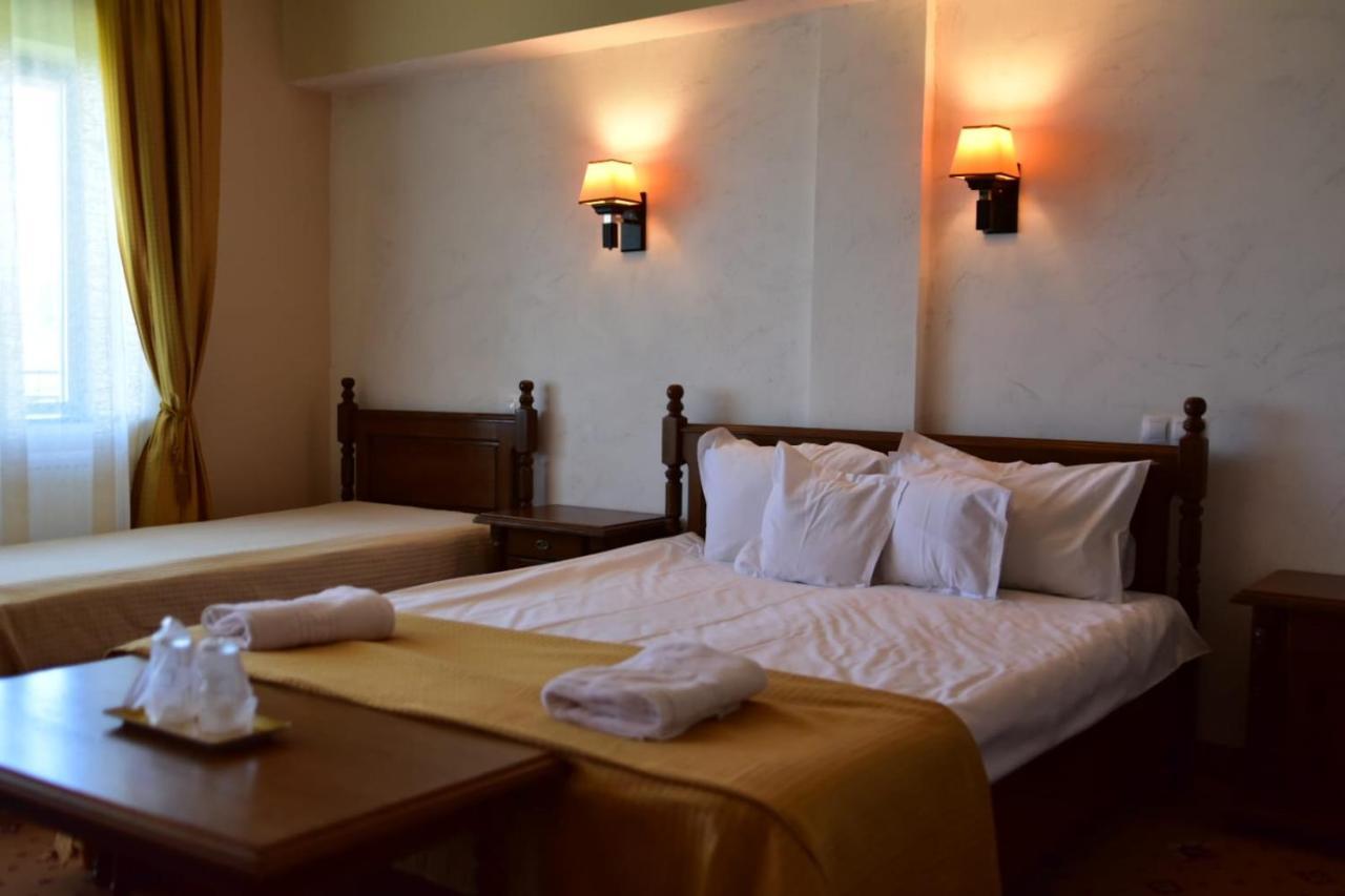 Bellavista Brasov Hotel Sacele Ngoại thất bức ảnh