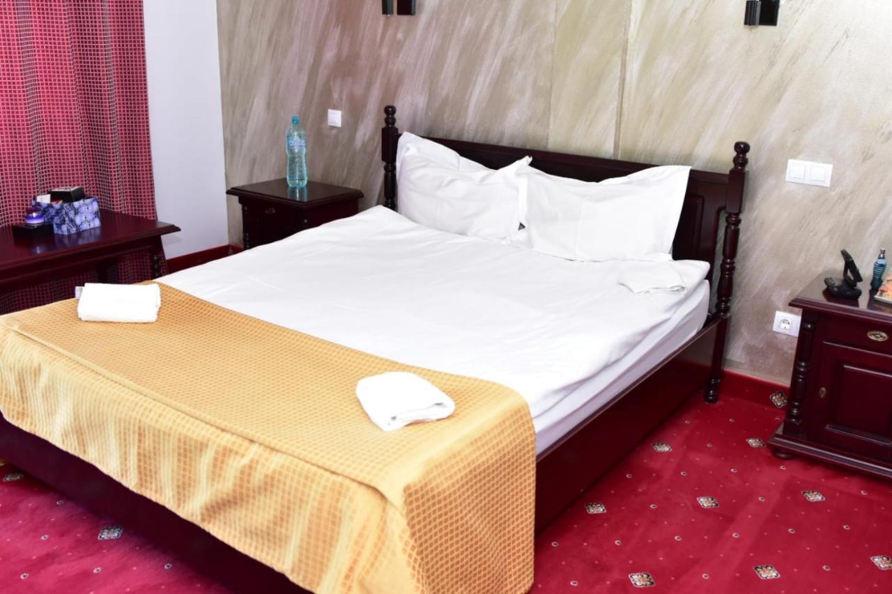 Bellavista Brasov Hotel Sacele Ngoại thất bức ảnh