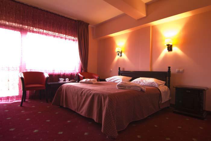 Bellavista Brasov Hotel Sacele Ngoại thất bức ảnh